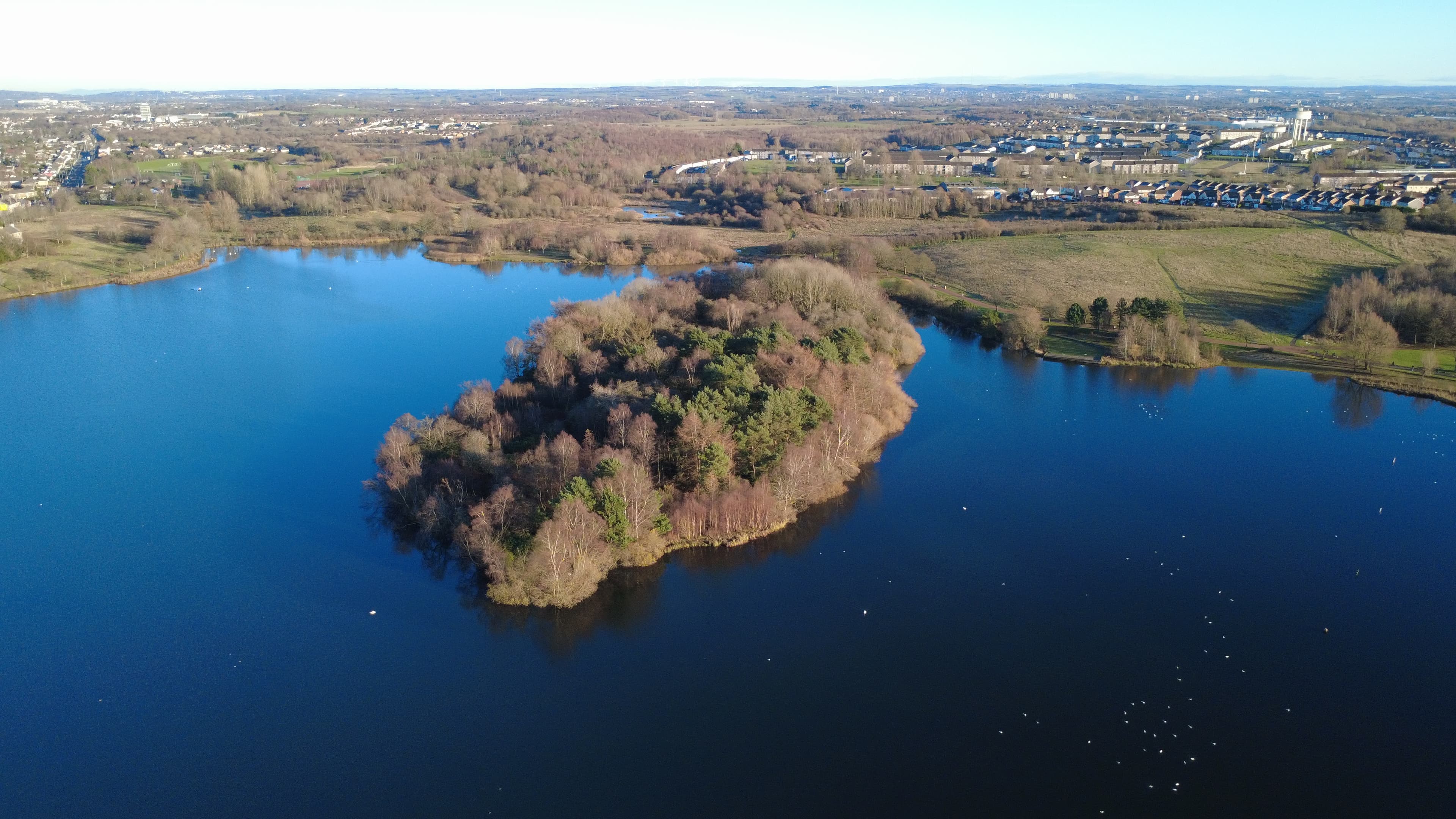 Hogganfield Loch drone image 2025