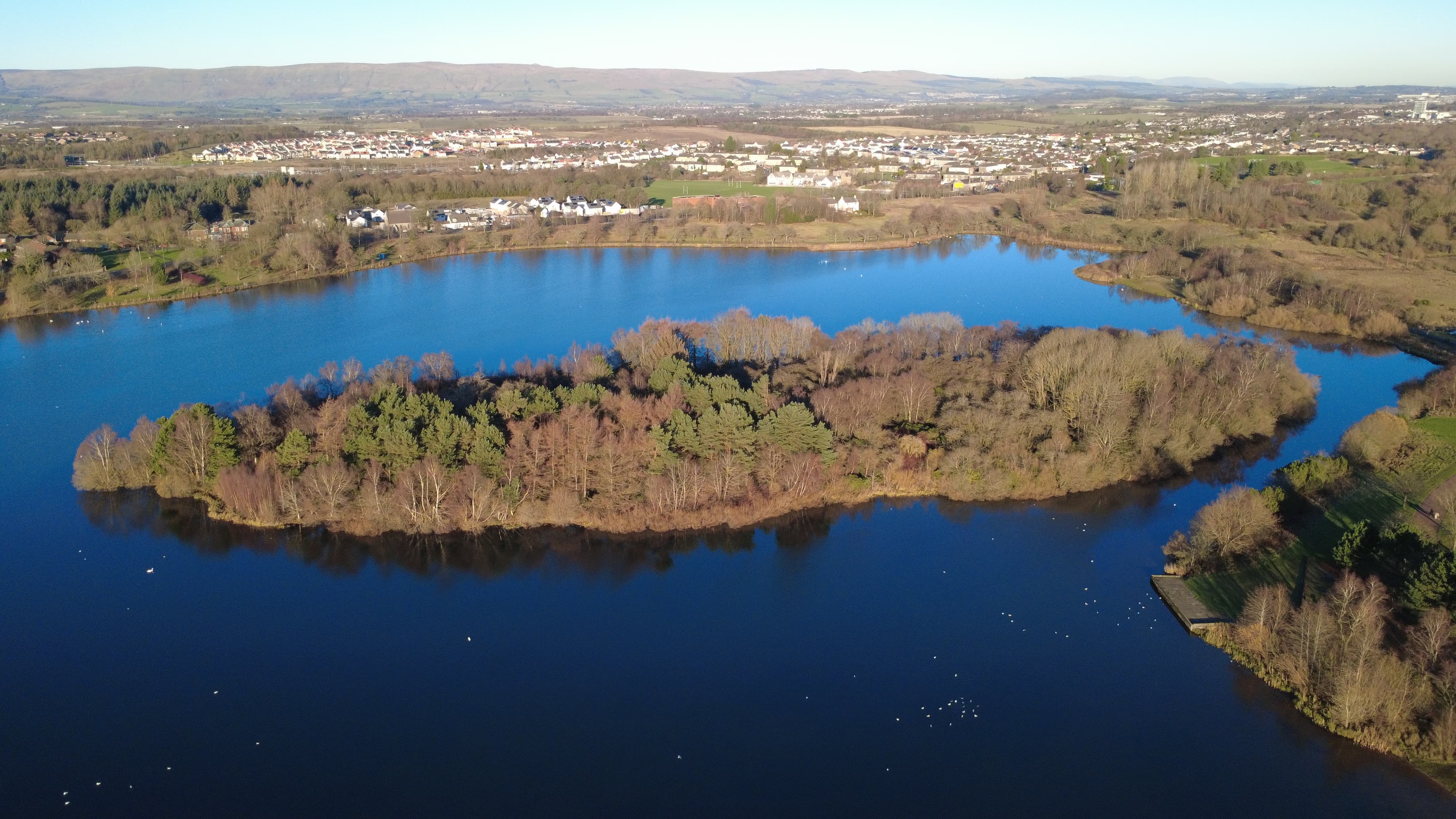Hogganfield Loch drone image 2025